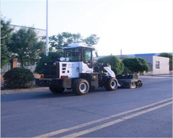 河南無塵清掃機(jī)教教你車在行駛途中需注意事項